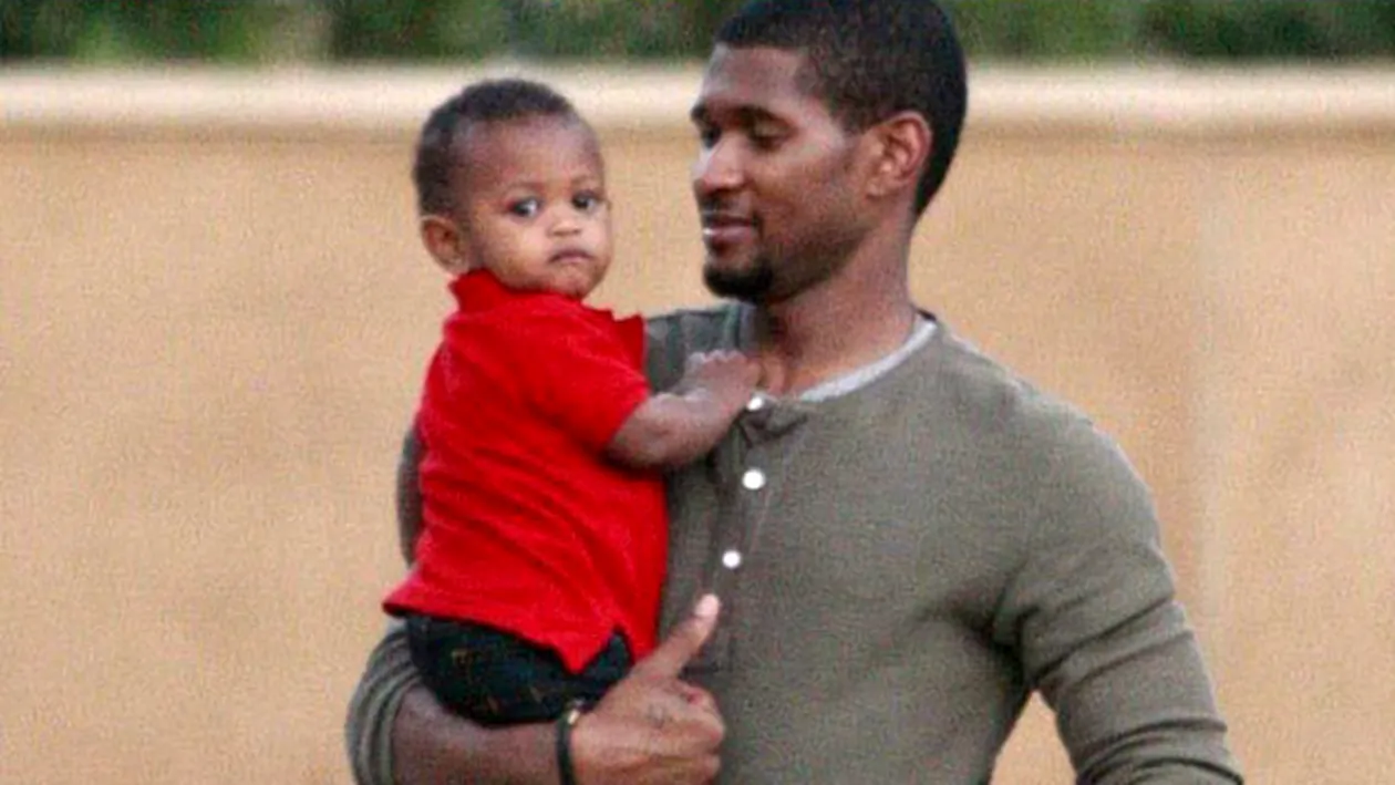 Usher trece prin momente grele! Fiul cântăreţului a fost internat de urgenţă la spital