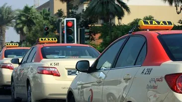 Ce au patit un irlandez si o englezoaica dupa ce au facut sex intr-un taxi din Dubai!