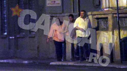 Cum a reactionat cand a aflat ca a fost filmat…in actiune! Ouatu a tavalit o “pasare de noapte” de i-au mers fulgii!