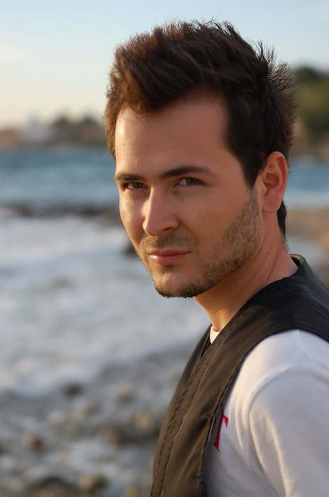 Edward Maya a devenit instructor de tantra