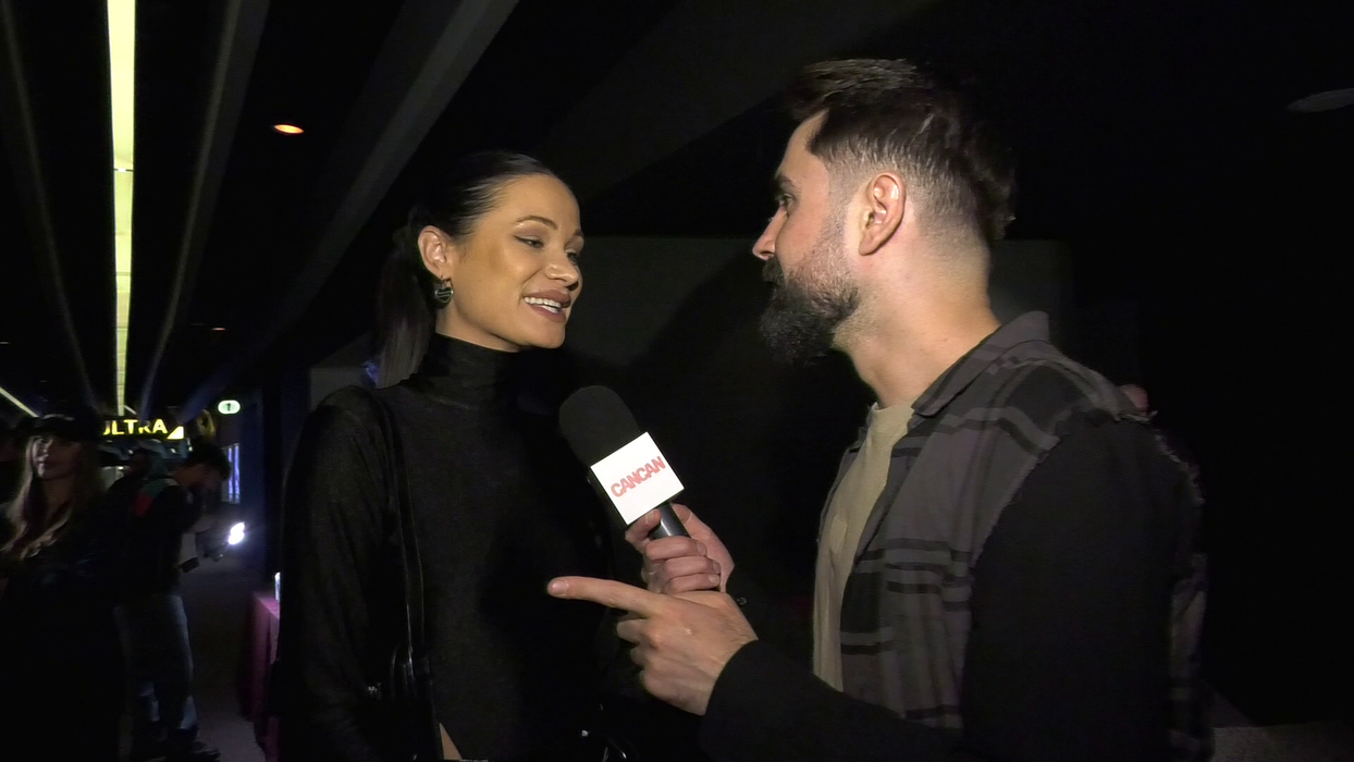 Irisha, despre viața amoroasă: "Nu este vorba despre o relație în niciun caz. Noyan îmi este un prieten foarte bun de câțiva ani, ne înțelegem extraordinar de bine, este un domn de fiecare dată!" (Foto: captură video)