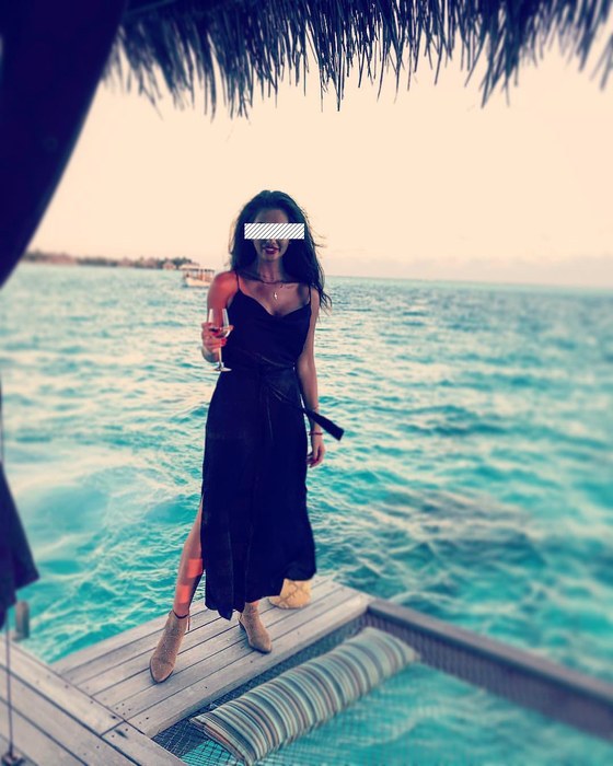 Gina postează pe Instagram din toate pozițiile (Foto: Instagram)