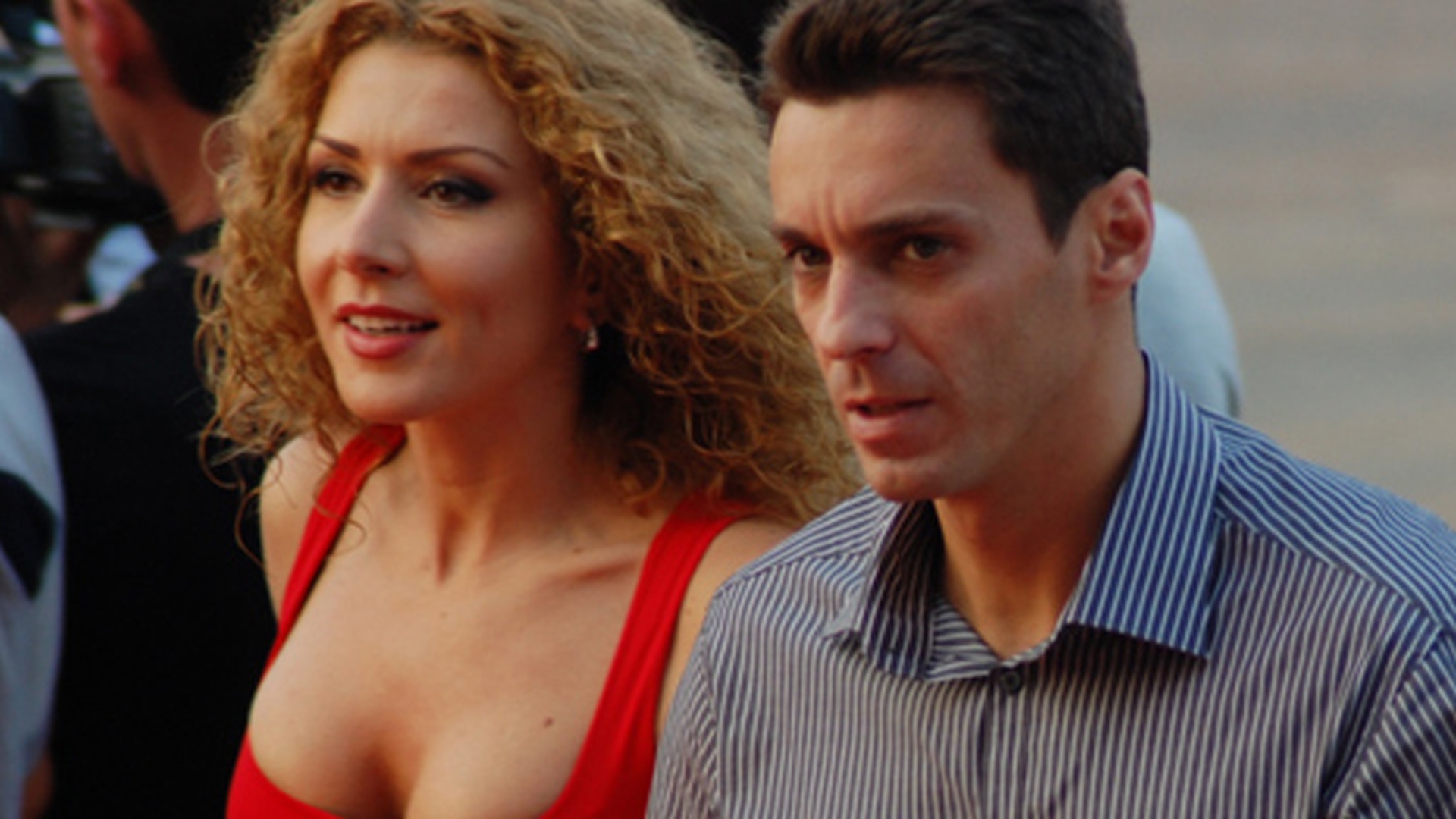 Carmen Bruma a NASCUT! Vedeta a adus pe lume primul sau copil, un baietel