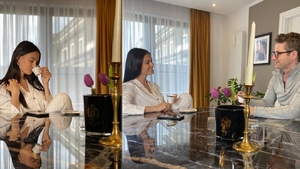 Cadourile de suflet pe care Anca Serea le-a făcut copiilor cu ocazia zilei de 1 iunie: “Suntem un pic obosiți”. Prezentatoarea și Adi Sînă dau semne că și-au revenit financiar