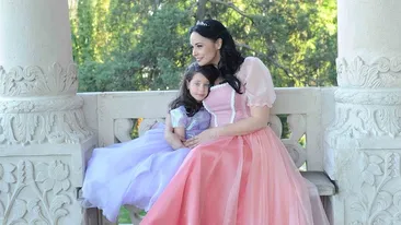 Andreea Marin a primit un mail de la fiica ei! Ce îi reproşa micuţa Violeta: ”M-a lăsat mască!”