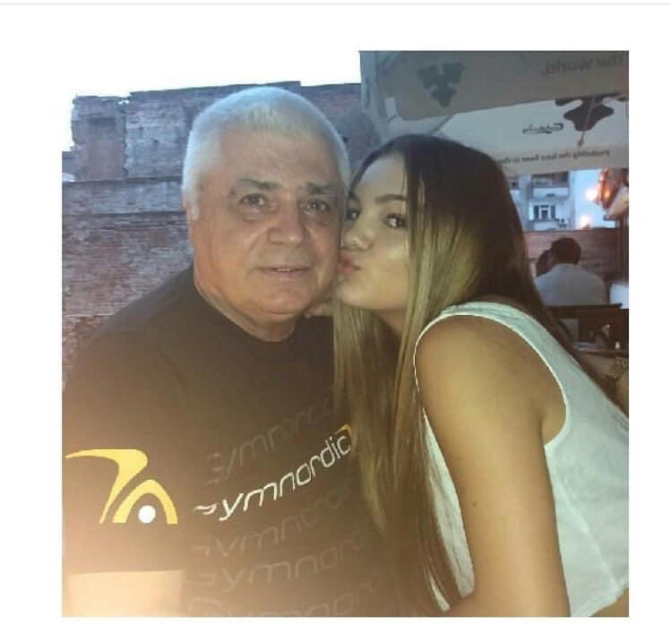 Rebeca Pascu, alături de tatăl său, Ion Talent / Sursă foto: CANCAN.RO