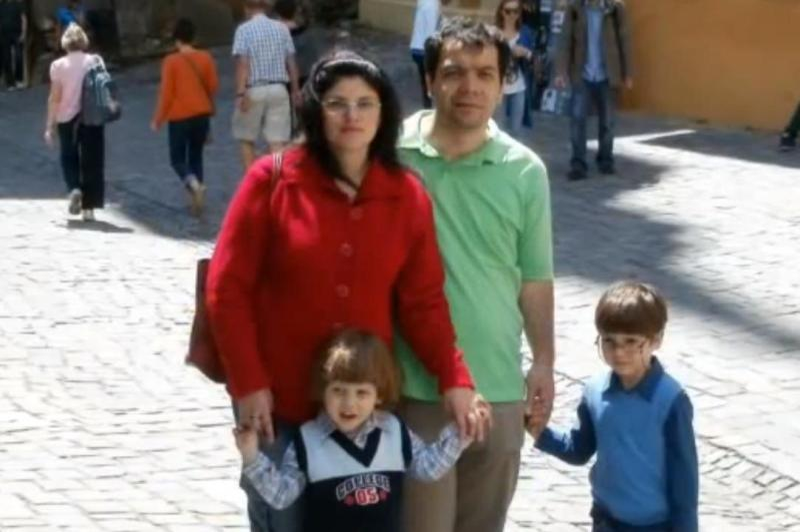 WOW! Abia o recunosti pe strada. Cum arata mama lui Ionut Anghel la 4 ani de cand micutul a murit in Parcul Tei