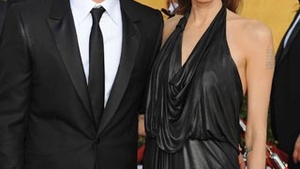Angelina Jolie si Brad Pitt si-au cumparat casa de 10 milioane de dolari la Londra! Vezi cum arata