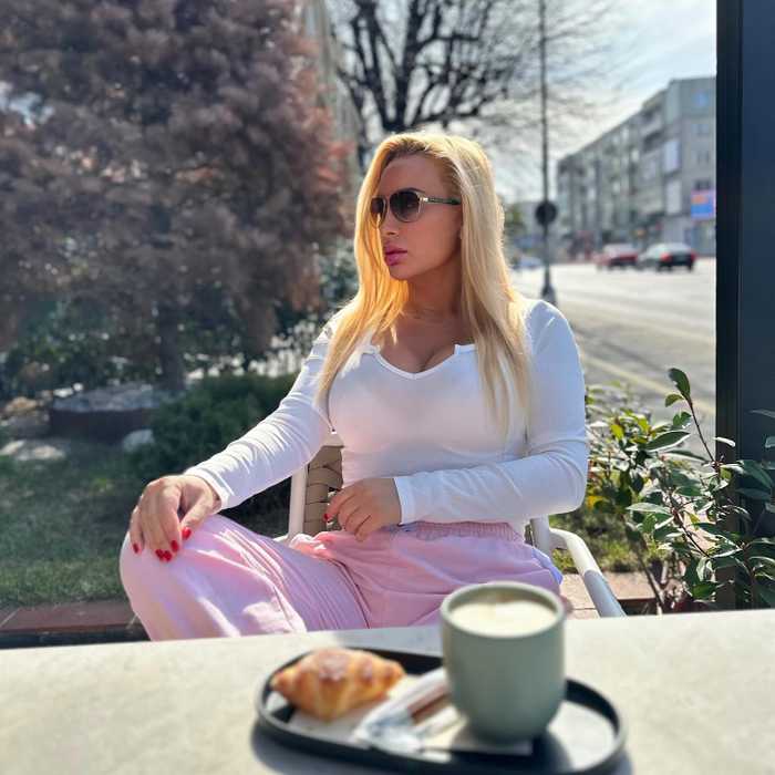 Vedeta din România care IUBEȘTE la nebunie, dar nu vrea să îi facă partenerului un copil. Care e motivul