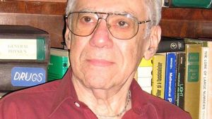 Sorin Comoroșan, eruditul savant român apreciat în toată America! Efectul descoperit de el îi poartă numele și a făcut înconjurul lumii