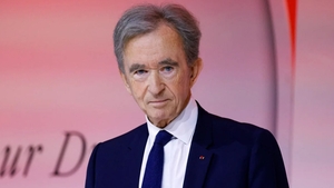 Cum arată și cu ce se ocupă soția celui mai bogat om din lume. Hélène Mercier și Bernard Arnault sunt căsătoriți de peste trei decenii