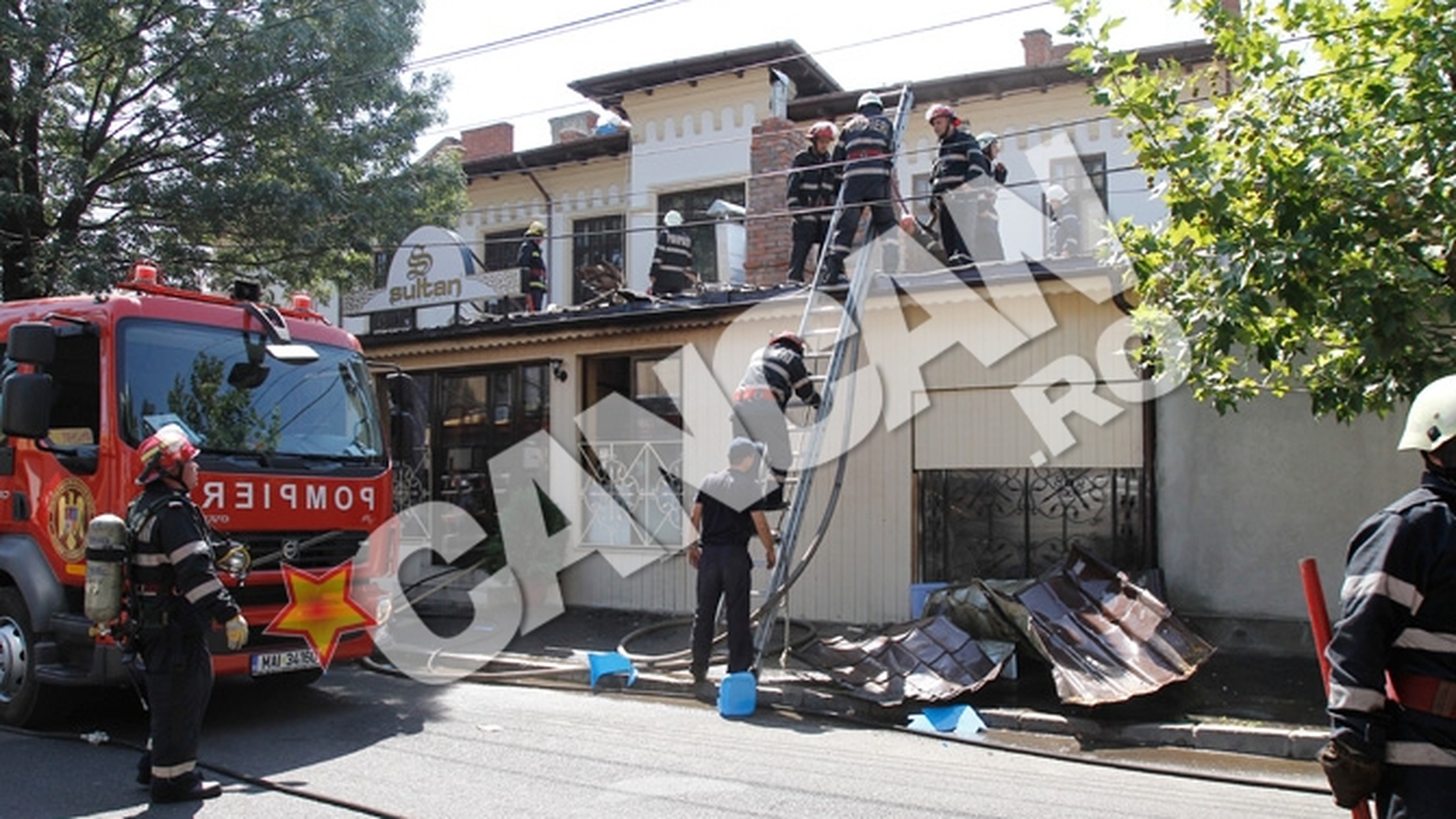Incendiu langa sediul Pro TV! Un restaurant cu specific turcesc a fost cuprins de flacari!