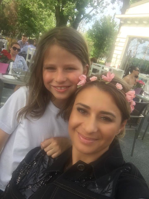 Anamaria a postat pe contul ei de Facebook fotografii de la prânzul petrecut în compania finilor