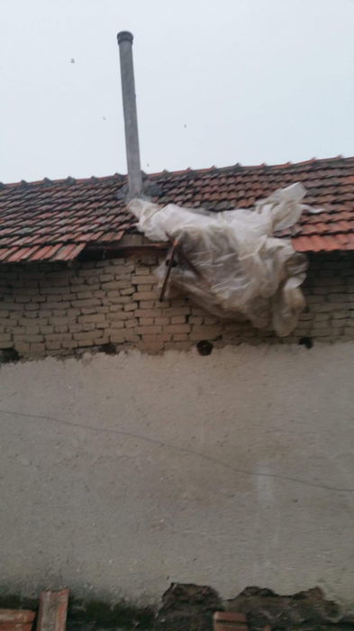 Au vrut să jefuiască un bătrân din Teleorman, dar au fost prinși în flagrant. Hoții au bătut cu bestialitate vecinii care au venit în ajutorul bărbatului de 71 de ani