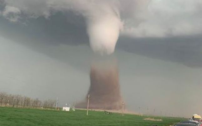 MAI a evaluat pagubele făcute de tornadă în Călărași: 18 locuințe afectate în proporție de până la 100%