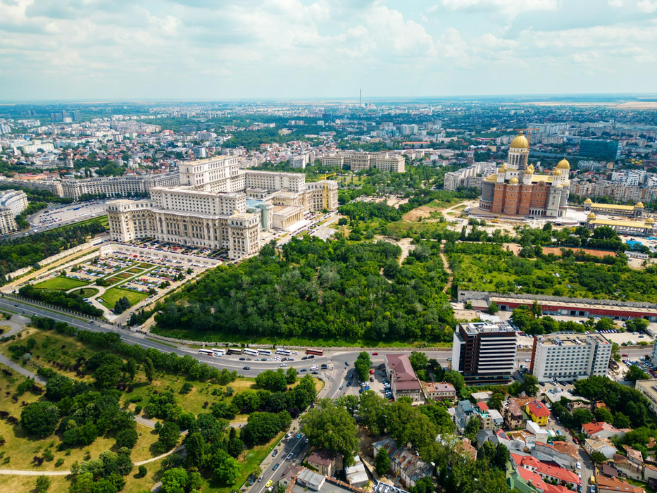 Orașul din România lăudat în presa din Marea Britanie. Mii de turiști îl vizitează anual
