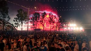 BEACH, PLEASE! 2026 a deschis oficial NIBIRU în fața a 90.000 de oameni și a dat startul celei mai mari ediții din istoria festivalului