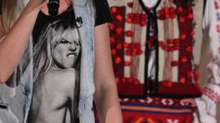 Xonia a pus concurentele de la "Miss Fata de la Tara" sa prinda peste