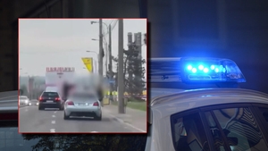 Inconștiență dusă la extrem pe străzile din Suceava. Trei tineri au făcut „spectacol” în mașină, iar Poliția i-a lăsat fără talon