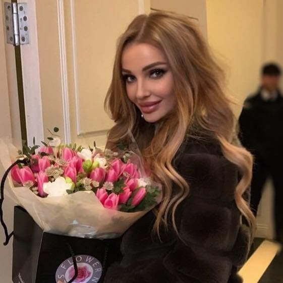 Cât de mult s-a schimbat Denisa Botcari! Nu o să îți vină să crezi cu ce se ocupă acum blondina