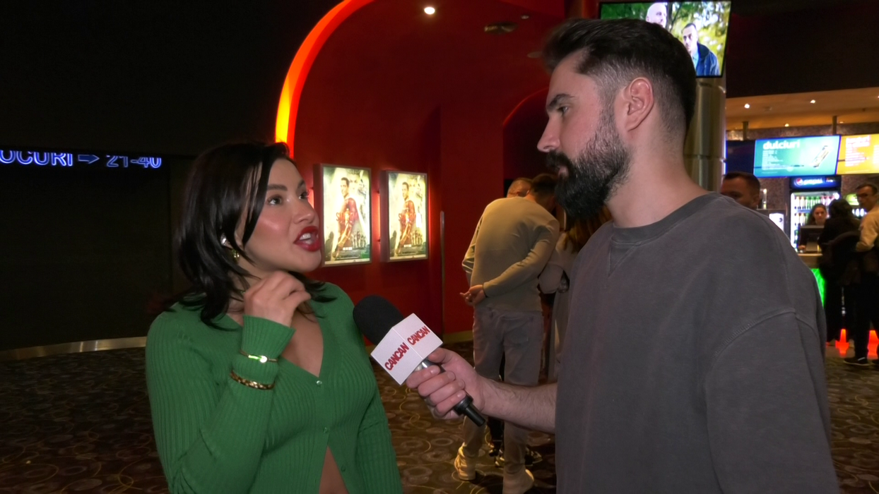 Nicoleta Nucă: "Cred că nici eu nu știu ce nu știe Alex despre mine, adevărul este că mă cunoaște foarte bine, chiar mai bine decât mi-aș dori, în unele cazuri!" (Foto: captură video)