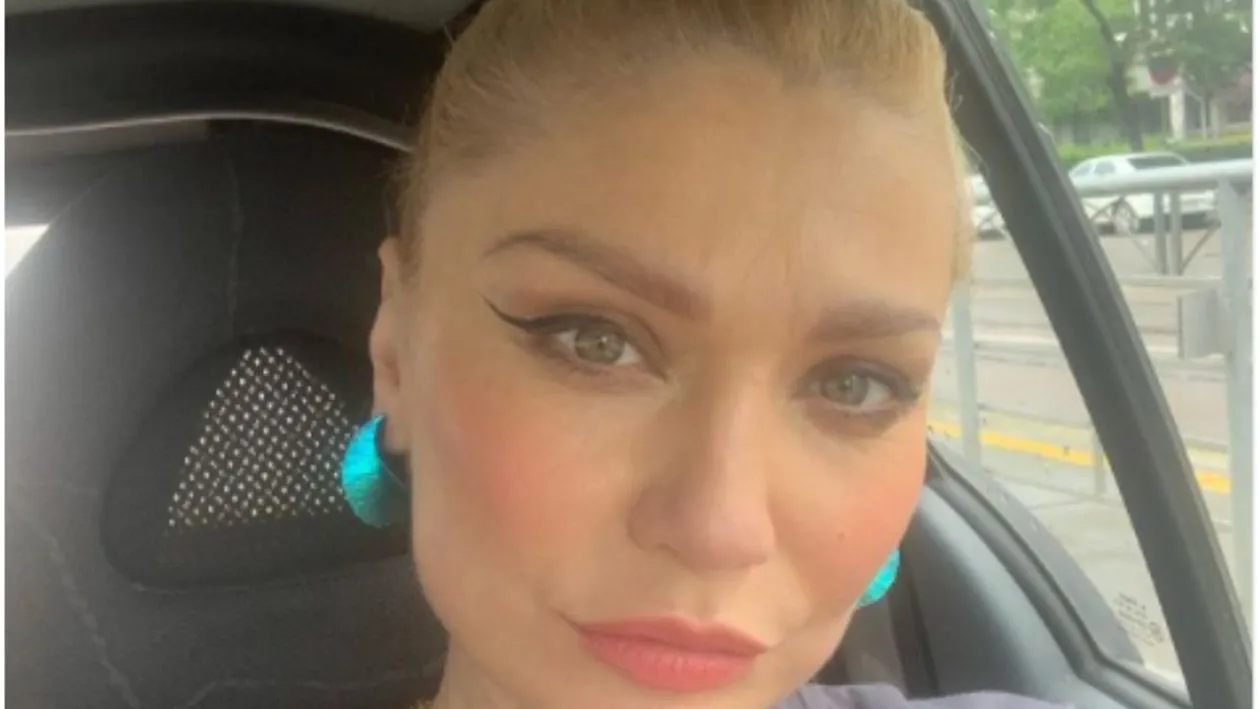 Cristina Cioran a fost criticată pe internet, după ce s-a vaccinat împotriva noului coronavirus: ”Cu cât te-au plătit?”