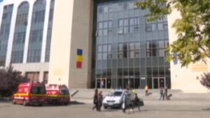 EXCLUSIV. El e bărbatul care s-a sinucis, aruncându-se de la etajul 4 al Tribunalului București. Gestul incredibil făcut înainte să își pună capăt zilelor