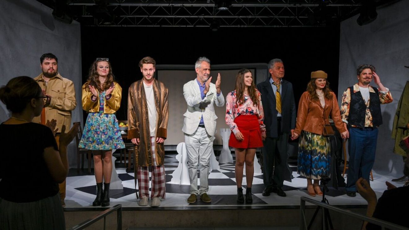 Comedia „Siciliana”, piesa de teatru scrisă de Aurel Baranga care readuce parfumul nostalgiei vechiului București