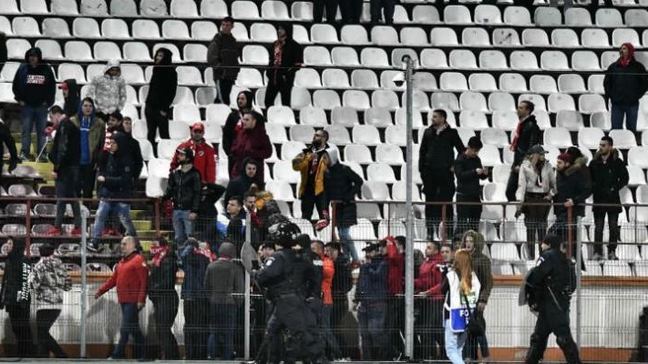 Declaraţii exclusive despre ”Revoluţia suporterilor”. Cum au plănuit fanii lui Dinamo să-i umilească pe jucători şi pe patronul milionar