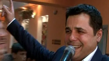 Cove fura painea lautarilor la nunta