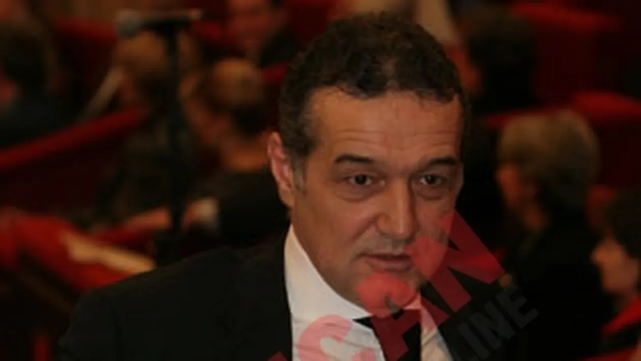 Becali il ameninta pe Mitica!