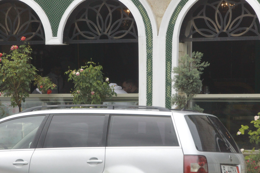Alex Bodi și Mihai Costea, poreclit Nilă, au luat un prânz intim la restaurantul Mandaloun
