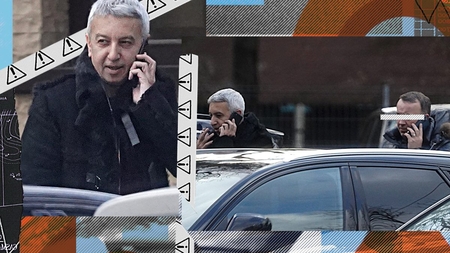 Dan Diaconescu nu lasă afacerile deoparte nici când se întâlnește cu prietenii! Au vorbit la telefon fără oprire, iar apoi au continuat treaba!