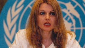 Sexy-judecatoarea Iulia Motoc, romantica incurabila! Uite ce-o da de gol!
