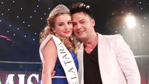 Se leaga o idila? Relatia cel putin ciudata dintre Cornel Pasat si o fosta Miss Fata de la tara! Oare ce zice nevasta?