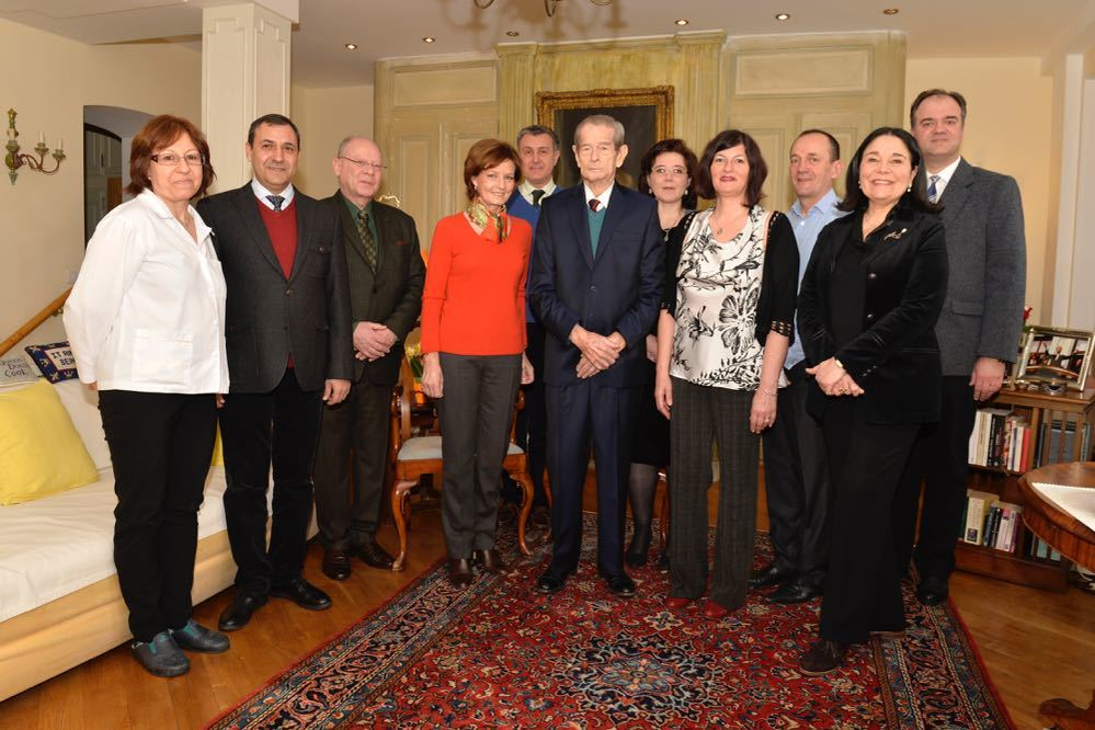Regele Mihai și o parte din Familia Regală, la reședința Majestății Sale din Elveția