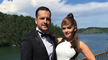 CRISTINA ŞIŞCANU, apariţie incendiară în costum de baie! S-a întors cu spatele şi s-a văzut tot! „M-ai blocat...“