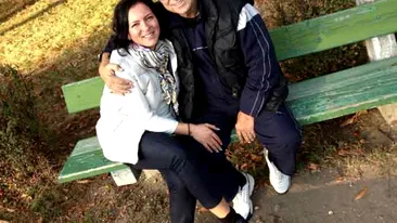 Emeric Ienei si-a revenit total dupa operatia pe cord! La doua saptamani dupa interventie arata exceptional! A profitat de vremea de afara sI a iesit in parc cu Cristina!