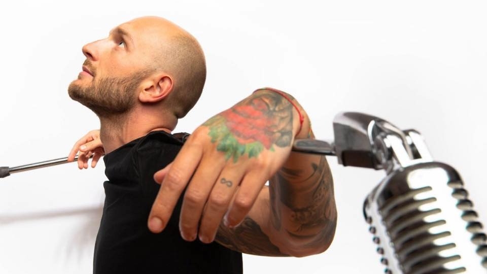 Ce bătaie era să-și ia Cătălin Bordea! Comediantul a recunoscut că a fost la pas să fie lovit zdravăn de Leonard Doroftei