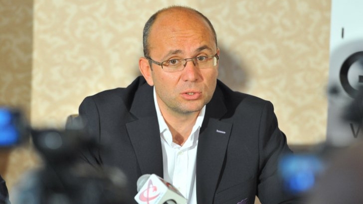 Mai mulți oameni din Realitatea TV au depus actele pentru Partidul Realitatea! Gușă spune că postul nu va fi televiziune de partid