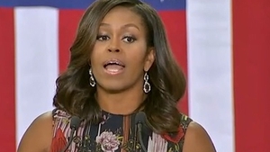 MICHELE OBAMA, „super-femeia“ de la Casa Albă. După ce a făcut karaoke într-o maşină, a ţinut un discurs care a lăsat pe toată lumea mască