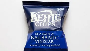 Ce a descoperit in momentul in care au deschis aceasta punga cu chipsuri: o sa-ti taie pofta de mancare INSTANT!