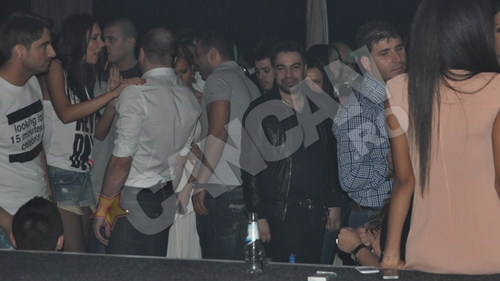 Florin Salam s-a distrat cu Sanziana Buruiana, Diana Guresoaie si Daniela Crudu in club