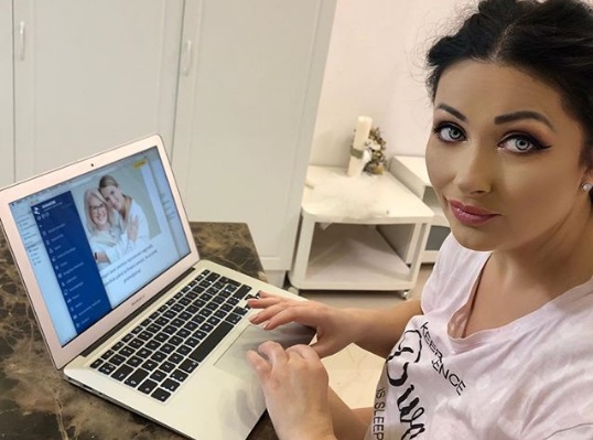 Gabriela Cristea i-a răspuns unei femei care i-a spus că e bătrână. Mesajul prezentatoarei i-a inspirat pe mulți internauți