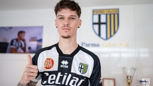 Dennis Man, mesaj emoționant după ce a semnat cu Parma: „Cel mai greu moment al vieţii mele, ziua când trebuie să mă despart de VOI!”