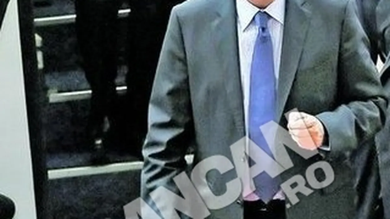 Michel Platini l-a complimentat pe Sorin Oprescu: Ce elegant sunteti, domnule primar!