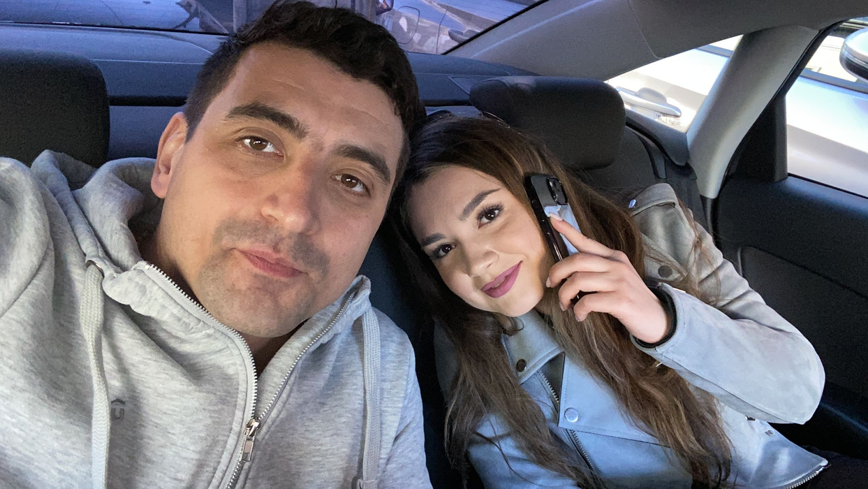 George Simion se căsătorește cu o studentă de 24 de ani! Cine e Ilinca Munteanu, tânăra pe care tocmai a cerut-o de soție