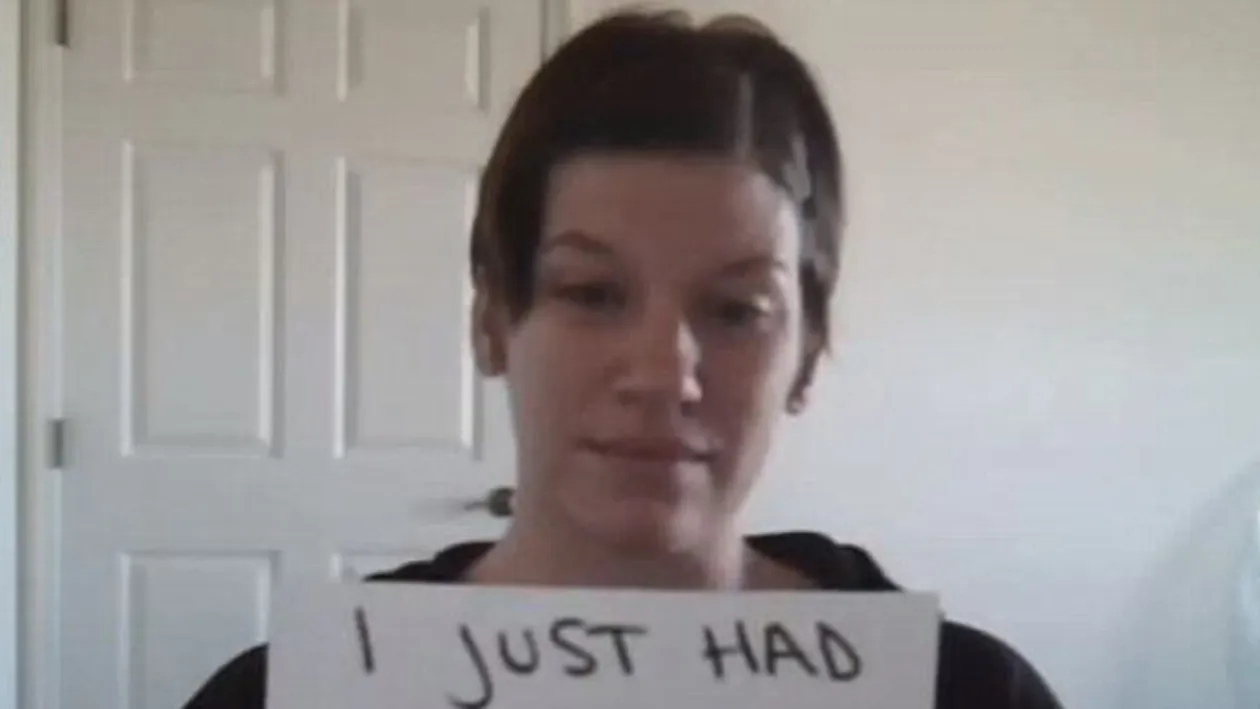 Mesajul cutremurător de emoţionant al unei mame muribunde, către copiii săi, înainte să moară de Crăciun!