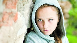 Adolescentii si timiditatea. Cum sa-i facem sa o depaseasca