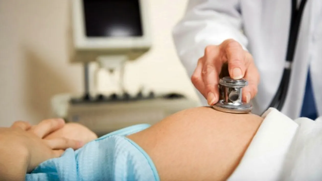 Cruzime fără margini! O adolescentă de 14 ani a născut, deşi era virgină! Mama ei a obligat-o să rămână gravidă